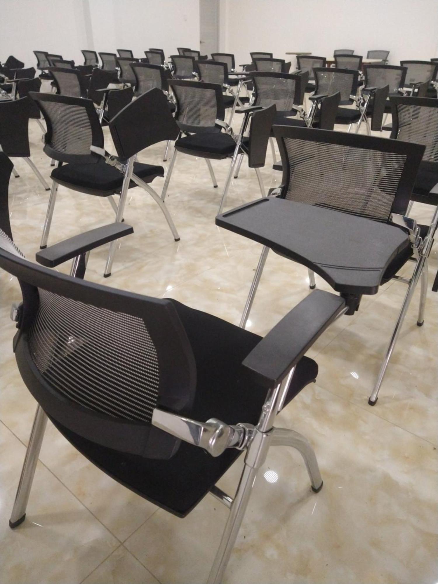 Hotel Royal Elim International Cali Bagian luar foto Stackable chairs