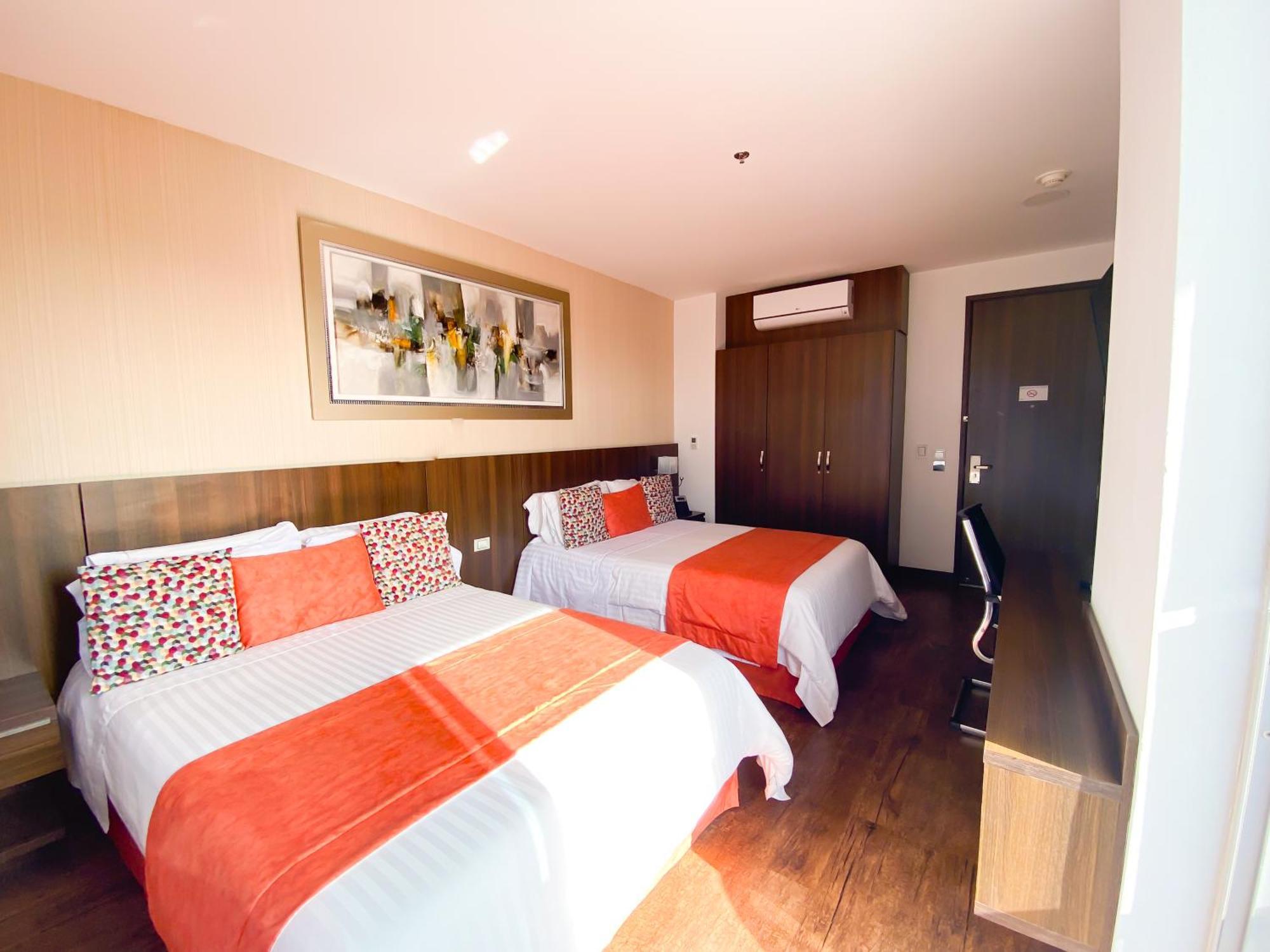 Hotel Royal Elim International Cali Bagian luar foto